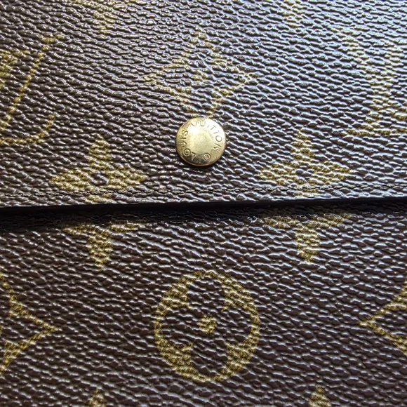Louis Vuitton International Monogram Wallet Full Inclusion & COA - Picture 11 of 12